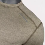 Remera_Comechinon_2025_uv40_verdenoche_mujer